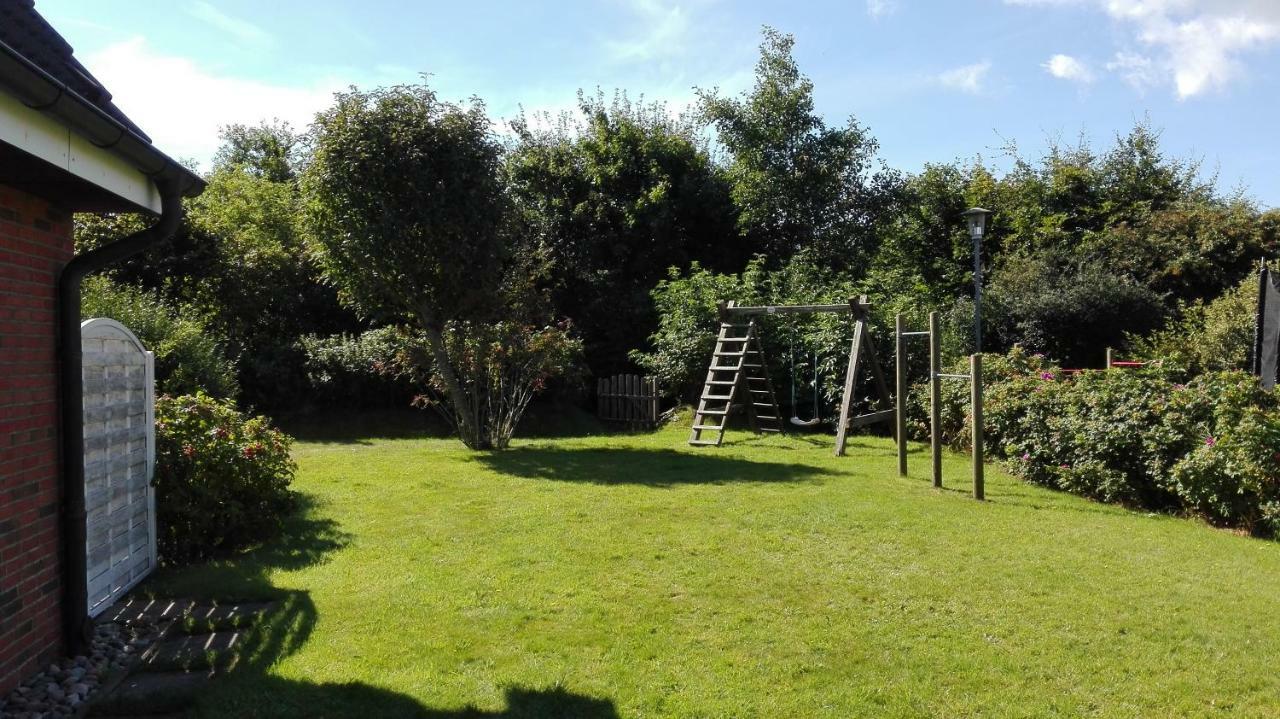 Ferienwohnungen Und Haushaelfte Friesland Midlum  Luaran gambar