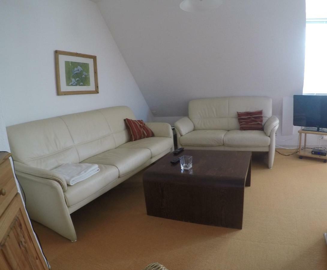 Ferienwohnungen Und Haushaelfte Friesland Midlum  Luaran gambar
